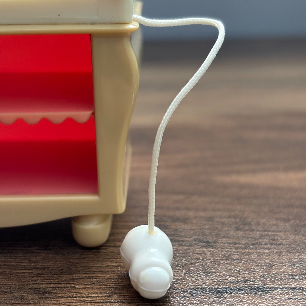 Fisher Price LOVING FAMILY Dollhouse Baby CHANGING TABLE Replacement Bottle 2003 - Picture 7 of 9